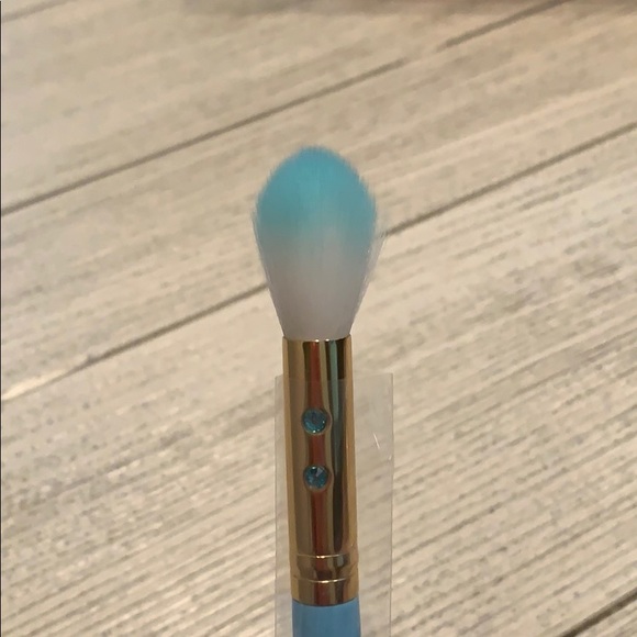 slmissglam Makeup Slmissglam B36 Tapered Highlight Brush Poshmark
